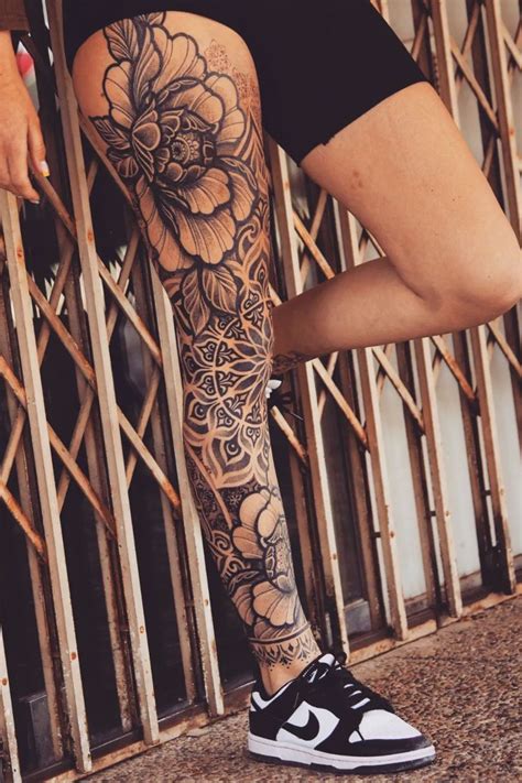 hot thigh tattoo|37 Leg and Thigh Tattoos for Women